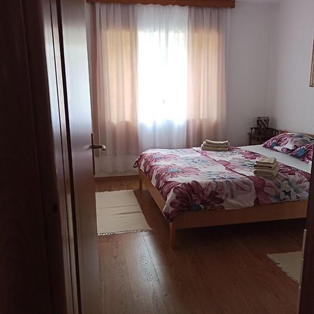 Apartman Adna Kulen Vakuf Zewnętrze zdjęcie