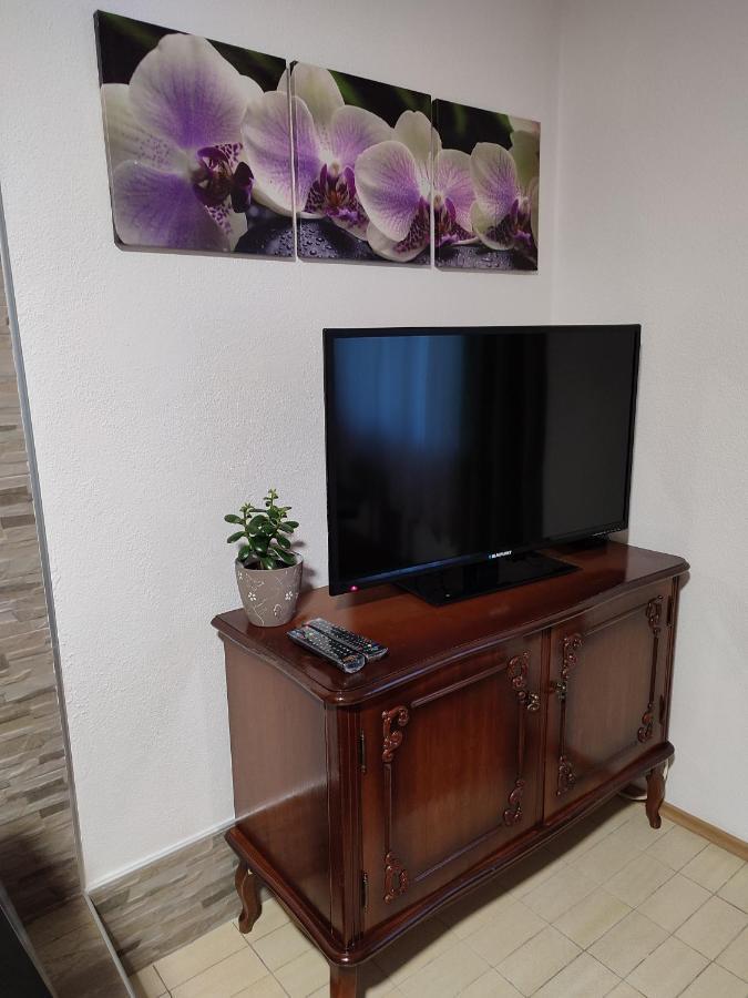 Apartman Adna Kulen Vakuf Zewnętrze zdjęcie
