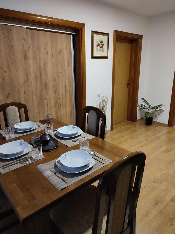 Apartman Adna Kulen Vakuf Zewnętrze zdjęcie
